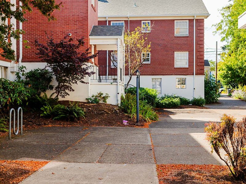 Milepost 5 Apartments in Portland