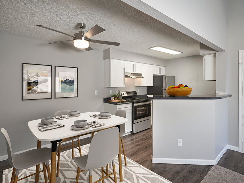Kitchen | Alton Green Apartments