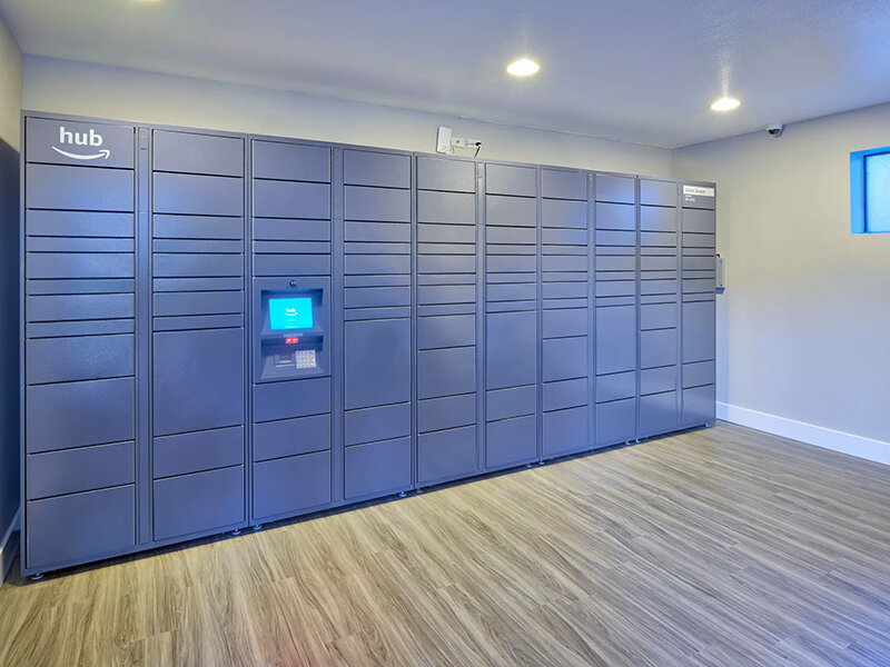 Hub Lockers | Alton Green Apartments