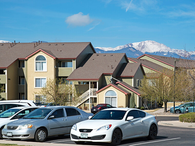 Exterior View of Apartment Parking | The Willows at Printers Park Apartments