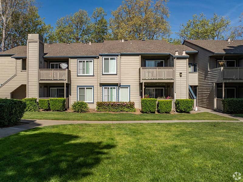Building Exterior | Seabreeze Vallejo