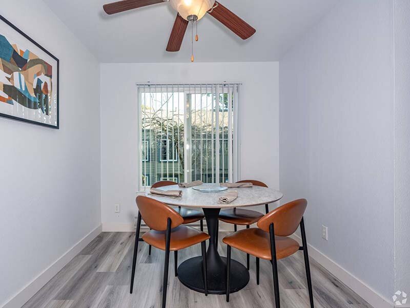 Model Dining Room | Seabreeze Vallejo