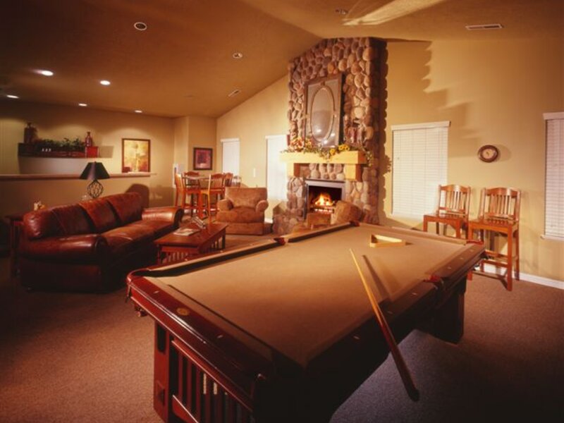 Green Grove Apartments