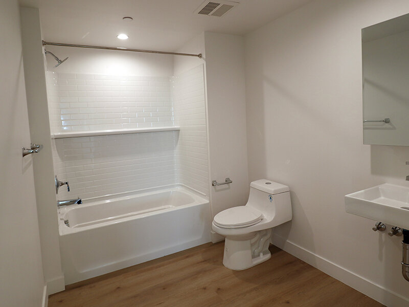 Bathroom | Missouri Apartments