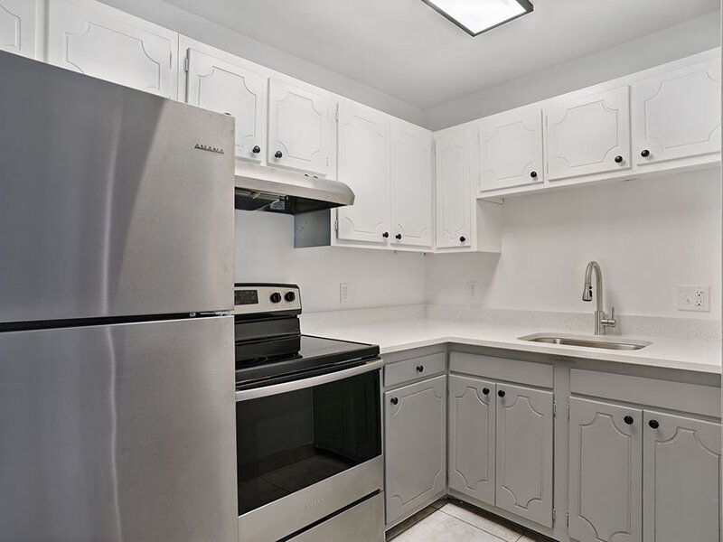 Fully Equipped Kitchen | Rockway Commons