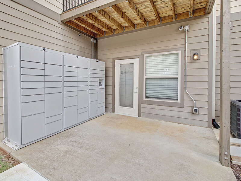 Apartment Community Parcel Lockers | Merchants Walk