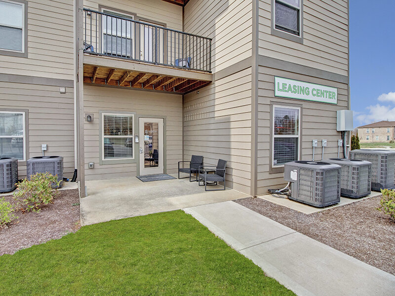 Exterior Apartment Property View | Merchants Walk