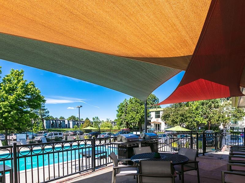 Deck | The Flats at Creekside
