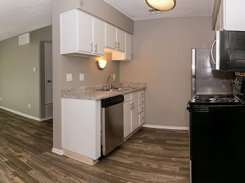 Kitchen | Flats at Creekside