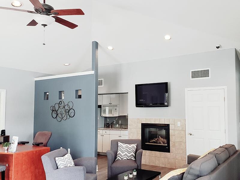 Leasing Office | The Flats at Creekside