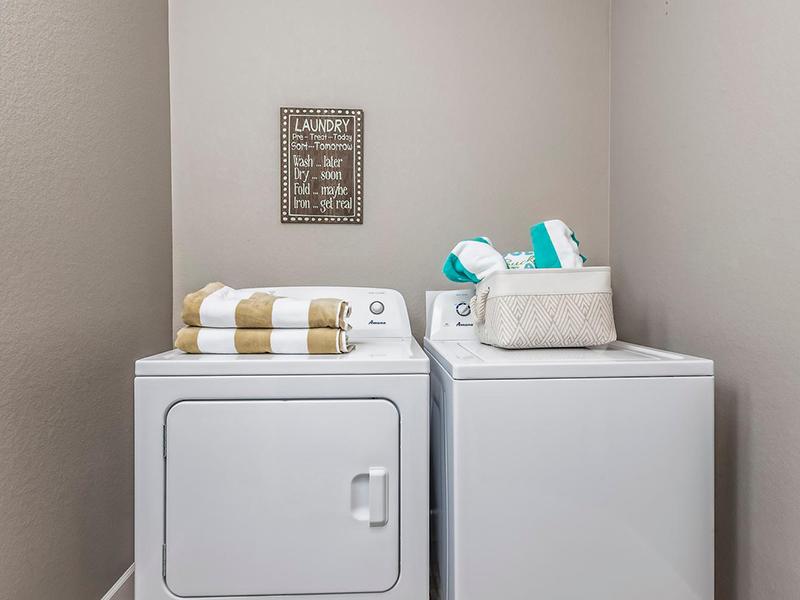 Washer & Dryer | Willow Point Townhomes