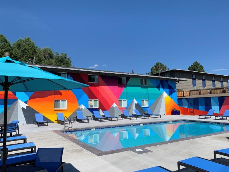 Swimming Pool | Eagle Crest Apartments