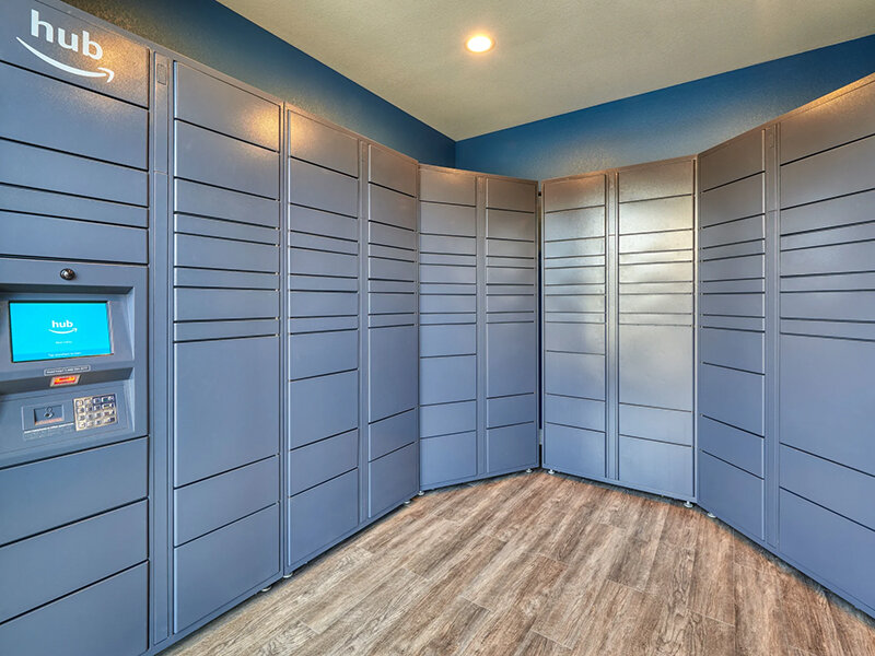 Hub Lockers | Bear Valley Park