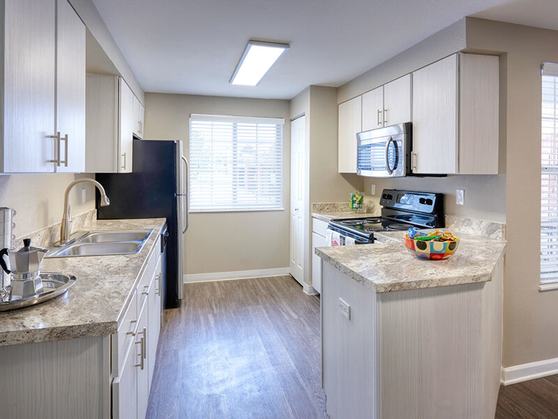 Kitchen | Villas at Homestead