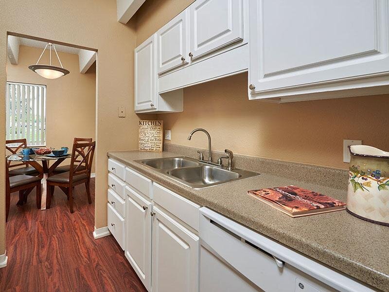 Skyline View Apartments in Aurora, CO