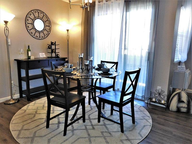 Dining Area | Cheyenne Crossing Apartments