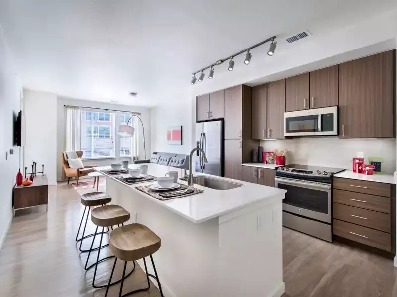 Kitchen | Elevate Apartments
