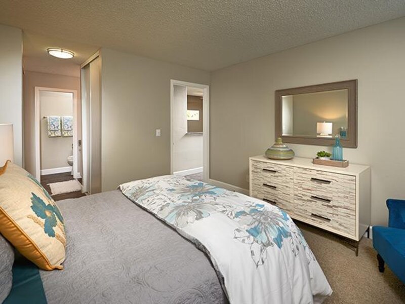 Sommerset Gardens Apartments in CO