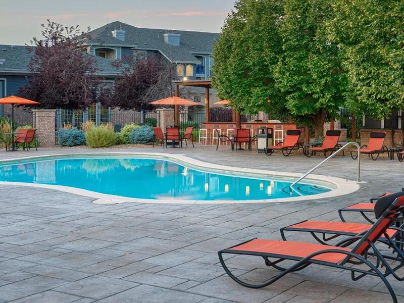 Pool | Hawthorne Hill Apartments