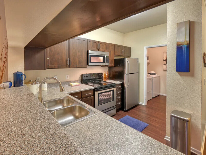 Spacious Kitchen | Hawthorne Hill Apartments