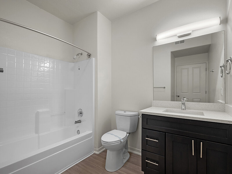 Full Bathroom | Pleasant Springs