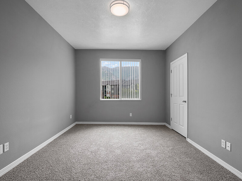 Carpeted Bedroom | Pleasant Springs