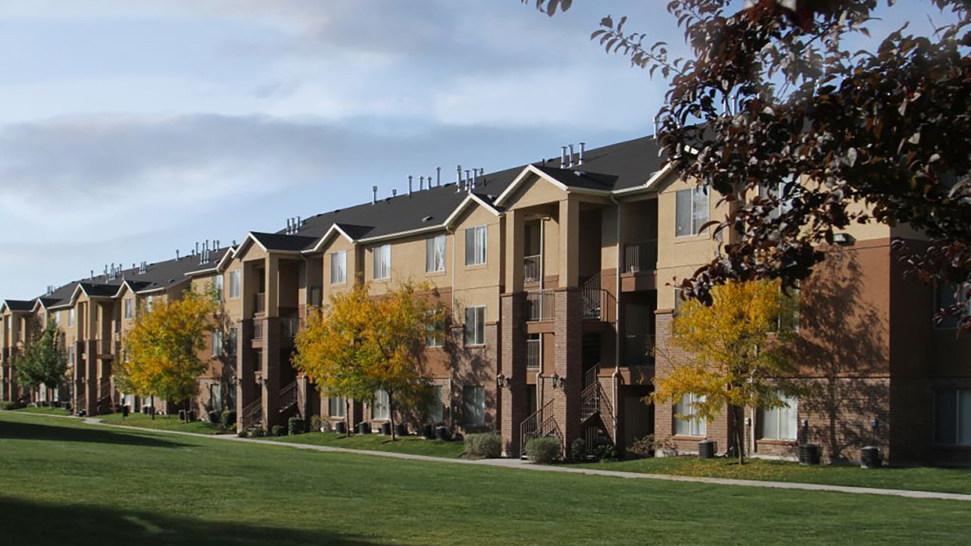 Pleasant Springs Apartments in Pleasant Grove, UT