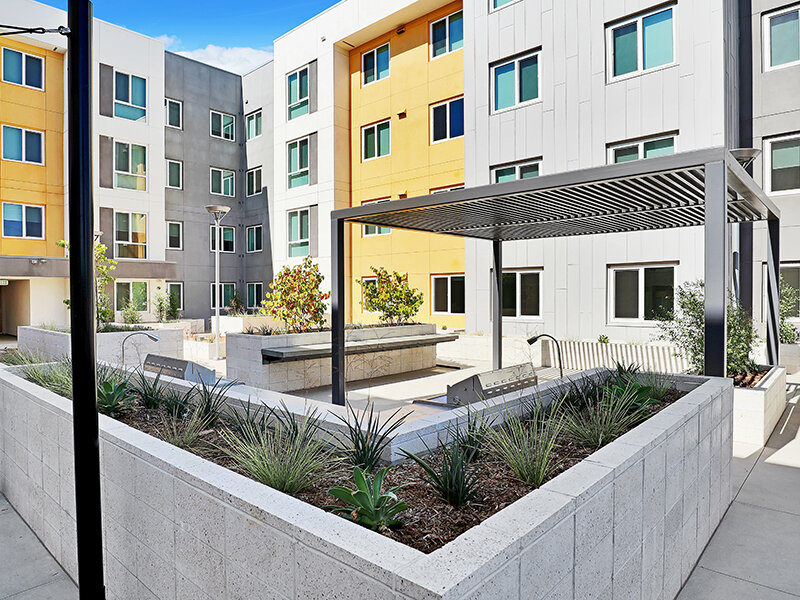 Exterior View of Apartment Property | Mission Gateway