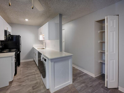 Interior Kitchen Space | The Reserve at Water Tower Village
