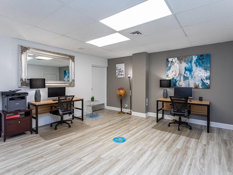 Clubhouse Business Center | Meridian at Cherry Creek Apartments
