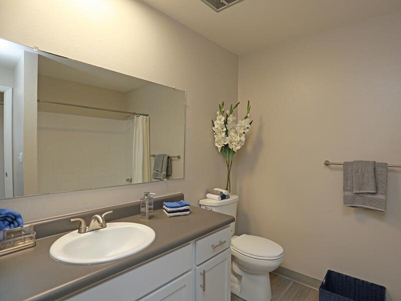 Bathroom | Park on 14th