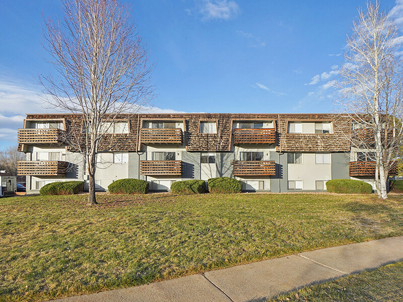 Sidewalk | Park on 14th