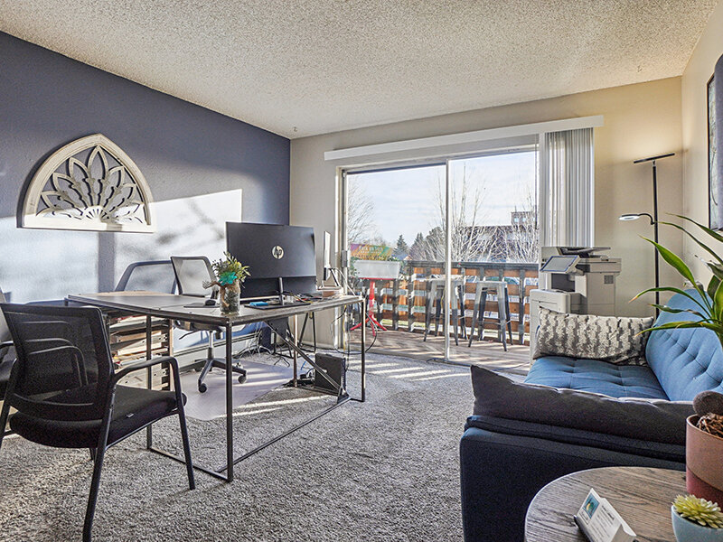 Luxury Area | Park on 14th