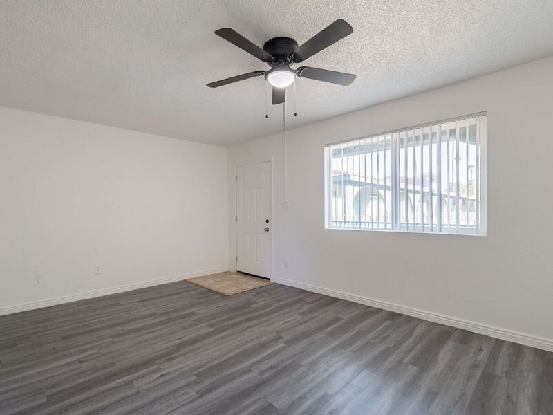 Front Room | Buenas on Indian School