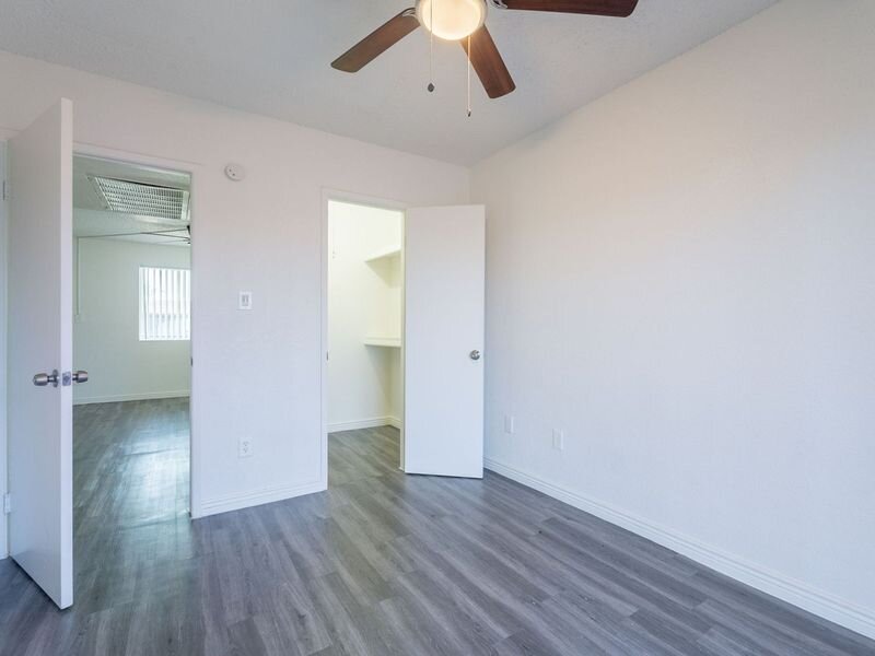 Bedroom with Large Closet | Buenas on Indian School