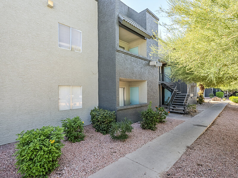 Building exterior at Buenas Paradise Valley.