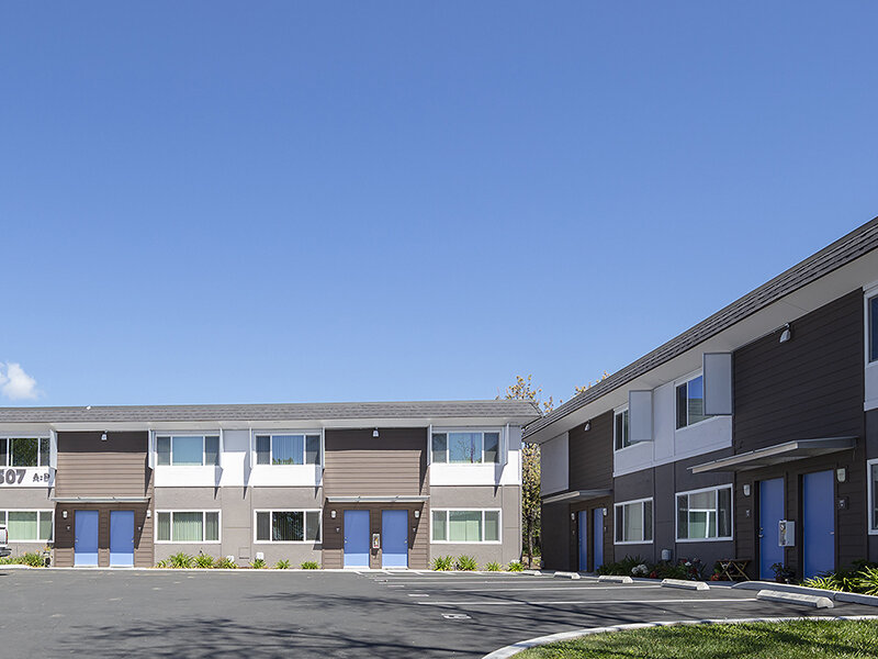 Outdoor View of Apartment Complex | Meadows Holly