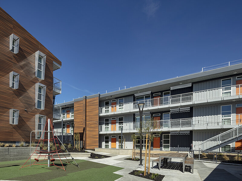 Courtyard | Rocky Hill Apartments