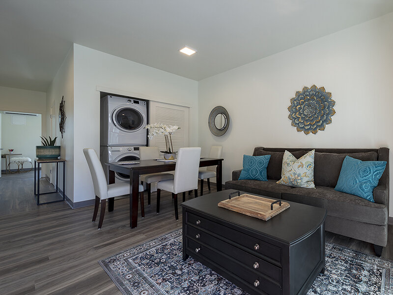 Living Room | Rocky Hill Apartments