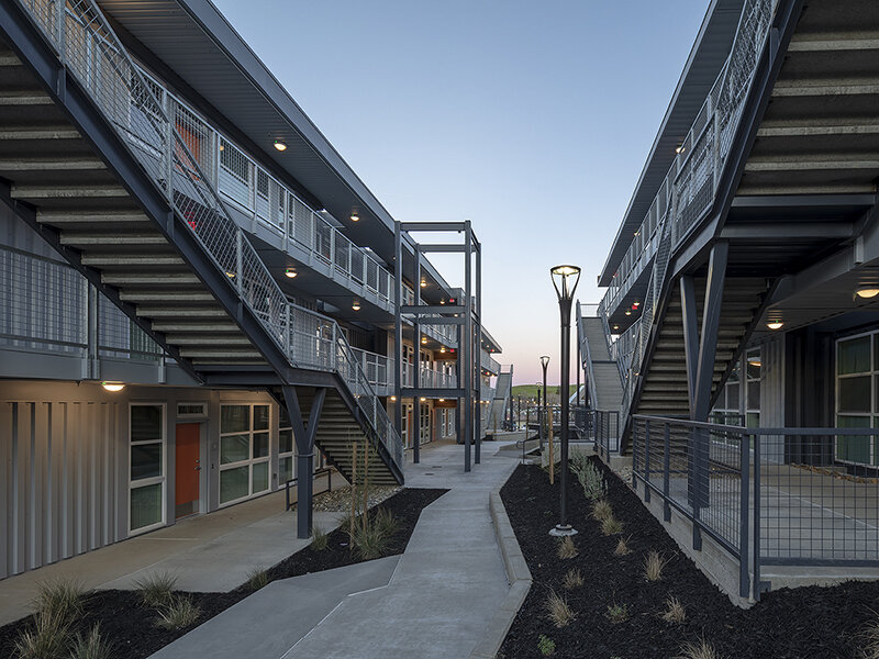 Building Exterior | Rocky Hill Apartments