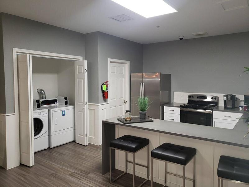 Kitchen and Laundry | The Incline Apartments