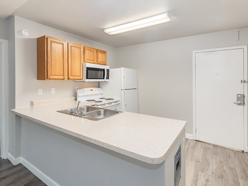 2x2 Kitchen | The Incline