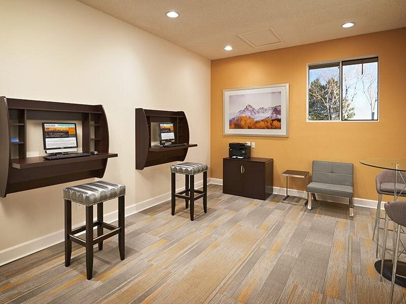 Silver Reef Apts in Lakewood, CO