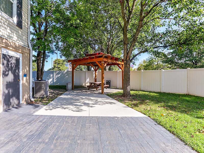 Community Exterior Gazebo with Walking Path | Avia Lofts at North Shore