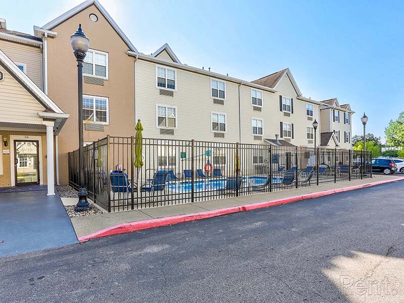 Apartment Property with Views of Outdoor Pool | Avia Lofts at North Shore