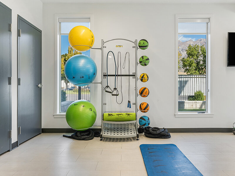 Fitness Center | Flats at Riverwoods