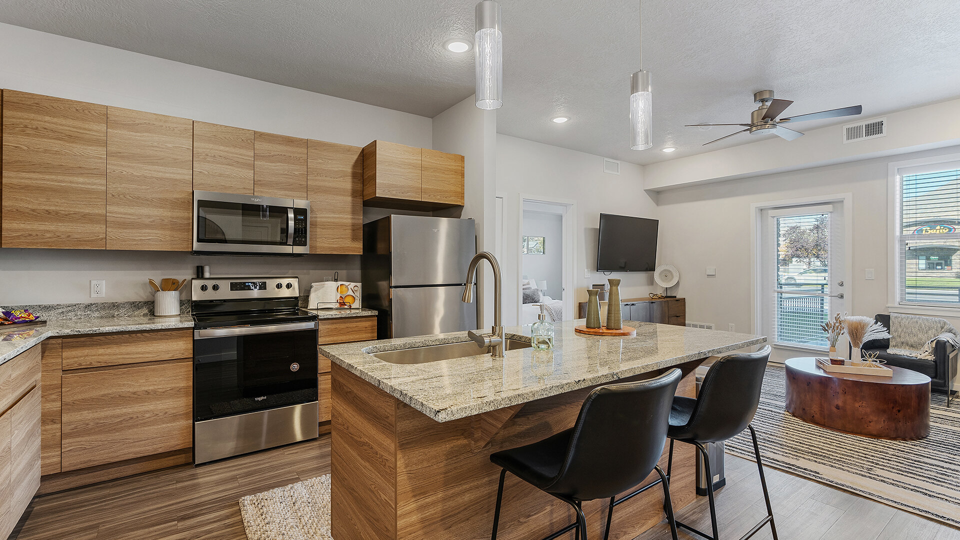 Flats at Riverwoods Amenities