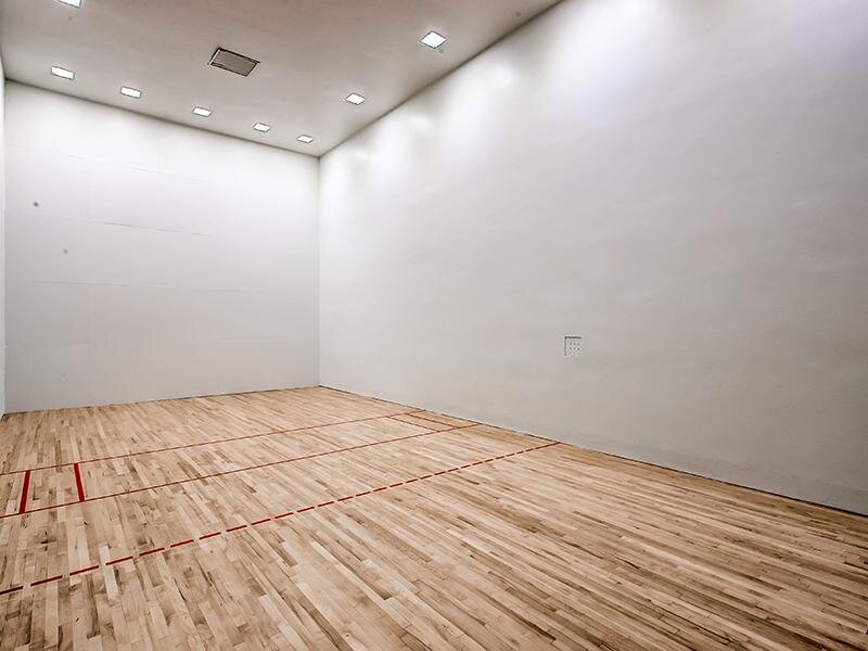 Raquetball Court | 3300 Tamarac Denver Apartments 