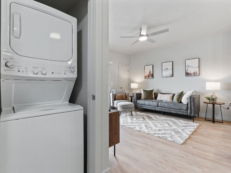 Washer & Dryer | Wilmington Flats