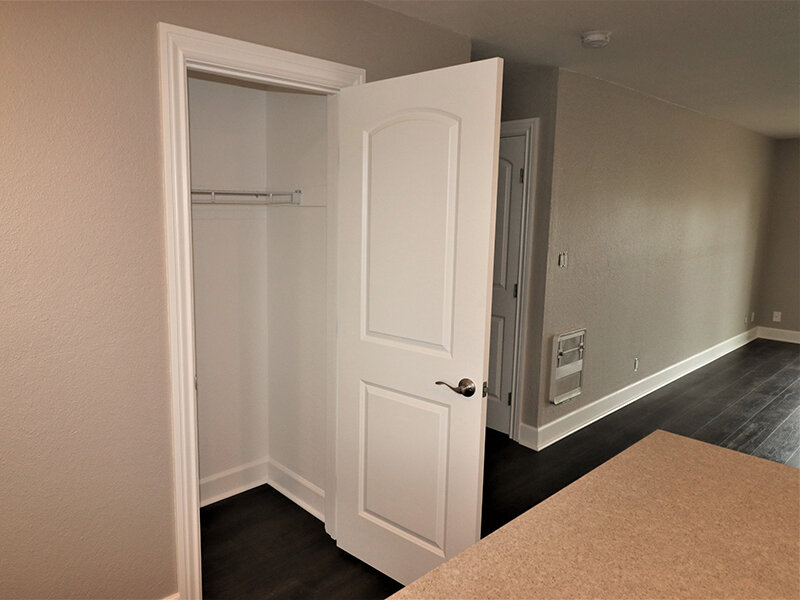 Kitchen with Open Closet and Counter | Pentagon